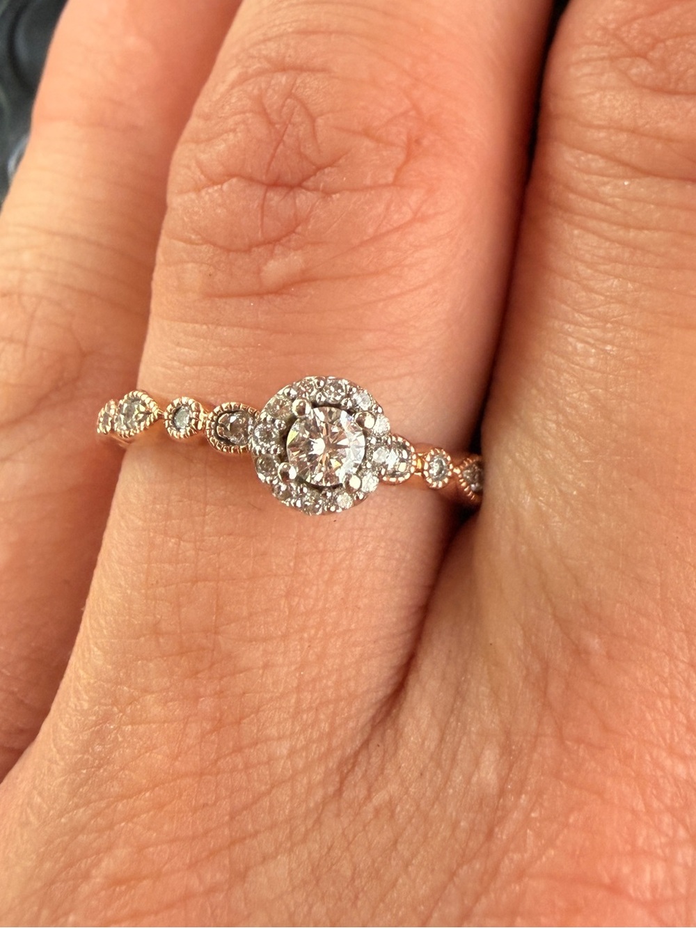 💫10KT Rose Gold Halo Natural Diamond Ring Sz7💫